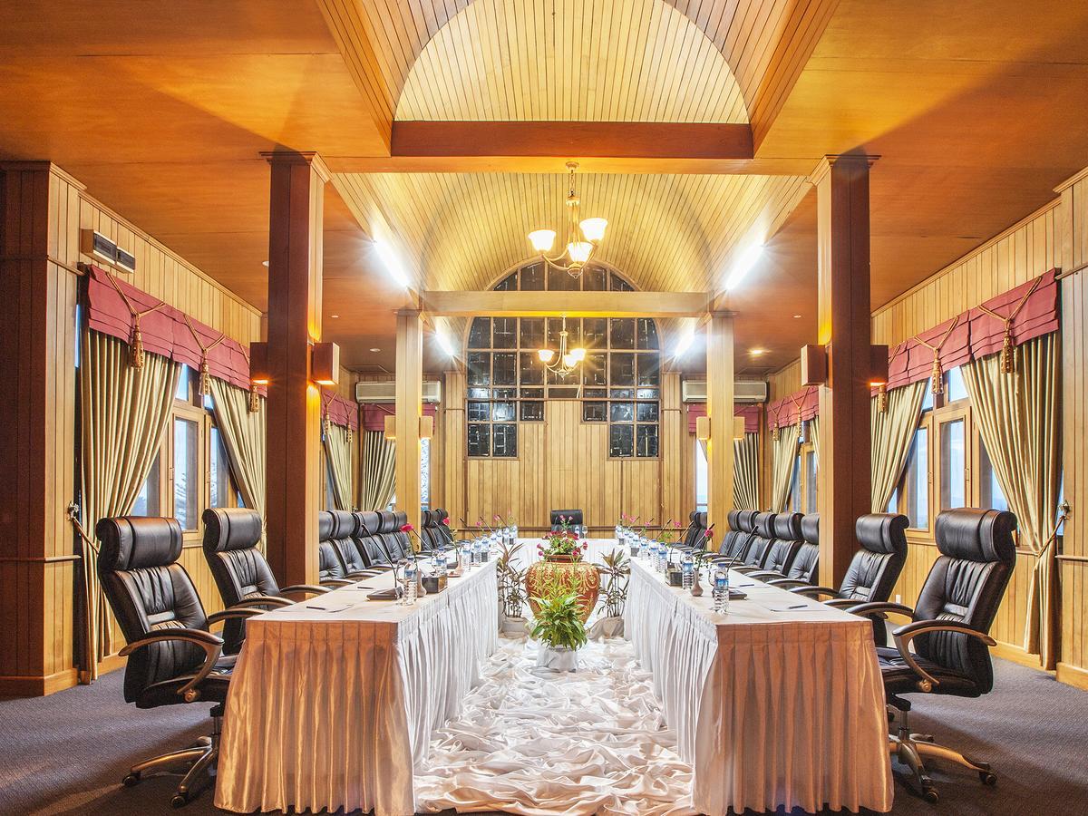 Aye Thar Yar Golf Resort Taunggyi Dış mekan fotoğraf